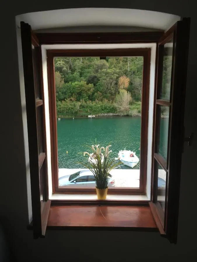 Seafront Apartment Riva Novigrad  Novigrad (Dalmatia)